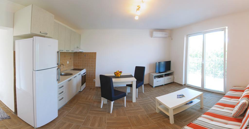 Apartmani Tivat Kaludjerovic Rom bilde
